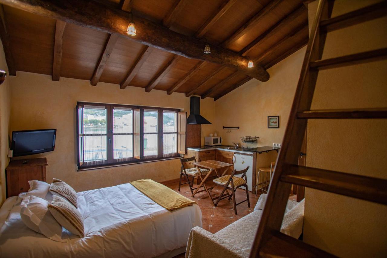 Casa Ria De Navia Guest House Exterior photo